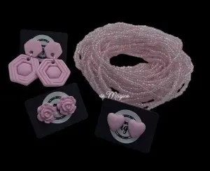 Set Roz “Mânuțe Magice” – Delicatețe și feminitate handmade