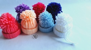 Căciulițe decorative din lână – Mărturii cu multă căldură și culoare - Img 2