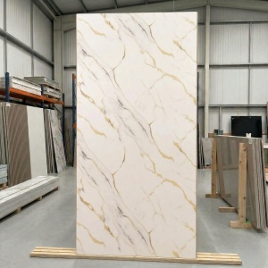 Placă PVC Decorativă Model Calacatta Gold Dust 2.4m x 1.22m, Grosime 2.5mm