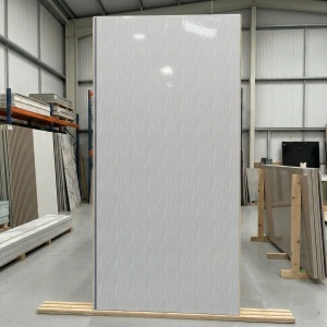 Placă Decorativă Tavan Model Wave Silver Line cu Dublu Click 2.80m