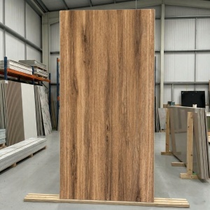 Placă PVC Aspect Lemn Rustic de Nuc 1.22 x 2.4 m Grosime 2.5 mm