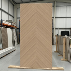 Placă PVC Decorativă Model Royal Oak Chevron 2.8 m x 1.22 m Grosime 2.5 mm