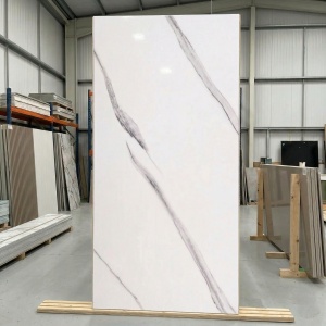 Placă PVC Decorativă Model Marmură Pure White 1.22 x 2.4 m Grosime 2.5 mm