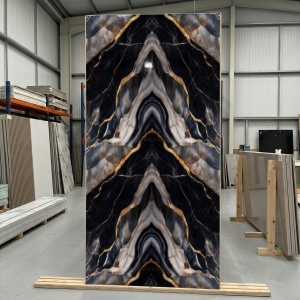 Placă PVC Decorativă Model Midnight Gold 2.8 m x 1.22 m Grosime 2.5 mm