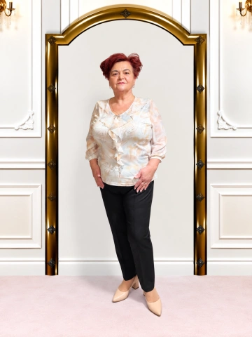 Bluză elegantă ivory cu volane și imprimeu delicat – Sofia