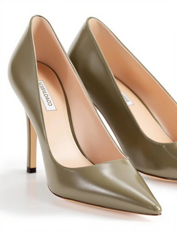 Pointed-Toe Pump [DEMO]