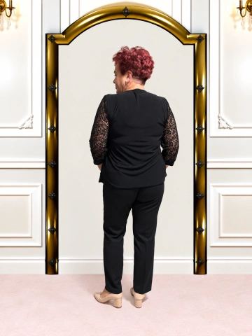 Bluză elegantă neagră cu mâneci din dantelă – Amalia