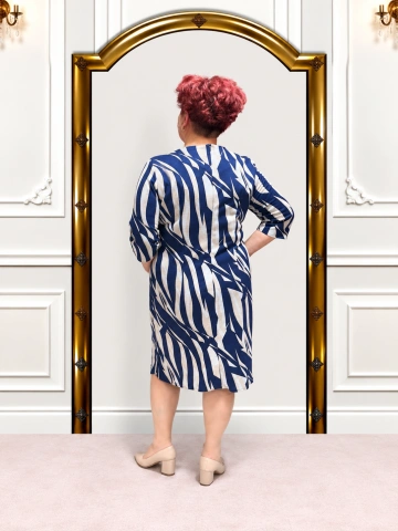 Rochie elegantă bleumarin cu imprimeu geometric – Marina - Img 3