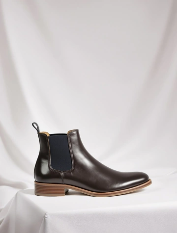 Chelsea Boot in Calfskin [DEMO]