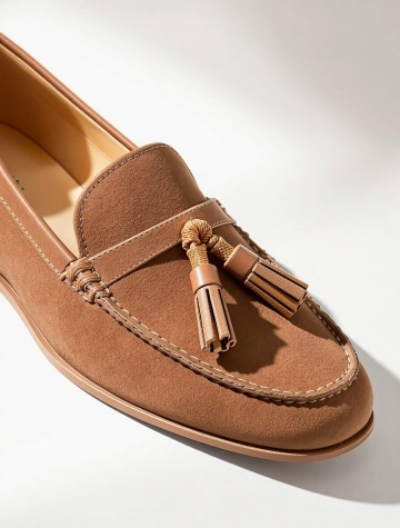 Suede Tassel Loafer [DEMO]