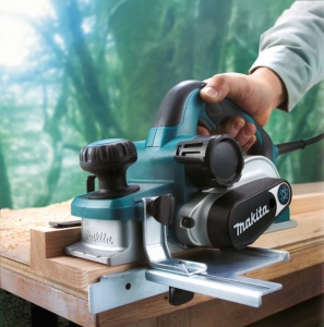 Rindea electrica Makita KP0810C 1050W 82mm - Img 5