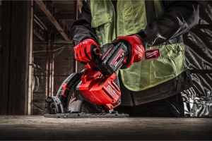 Fierăstrău circular MILWAUKEE M18 FPS55-552P 55 mm pentru lemn și plastic cu șină de ghidare M18 FUEL™ - Img 14
