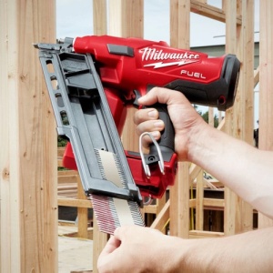 Capsator cu cuie cu acumulator Milwaukee M18FFN-0C 4933471406 - Img 2