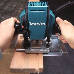Masina de frezat verticala MAKITA RP0900 8 mm, 900W - Img 2