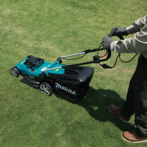 Masina de tuns iarba 1400 W, 37 cm Makita ELM3720 - Img 2