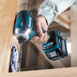Mașină de înșurubat cu impact Makita TD001GM201 XGT 40Vmax, 220 Nm, cu 2 acumulatori - Img 2