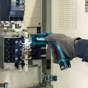 Mașină de înșurubat și găurit Makita DF012DSE 7.2V 5.6 Nm - Img 4