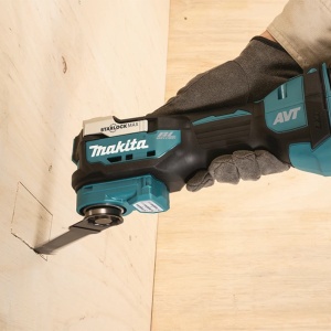 Masina multifunctionala, prindere Starlock, fara acumulatori, compatibila cu LXT 18V Makita DTM52Z - Img 2