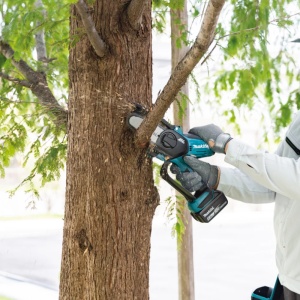 Mini-fierastrau cu lant makita LXT 18V 10 cm fara acumulatori DUC101Z - Img 4