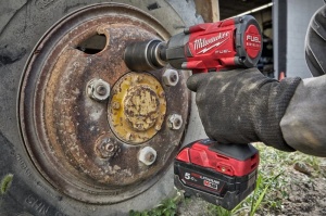 Cheie de impact ½″ Milwaukee M18 FUEL™, cuplu mediu si pin de blocare, fara acumulator si incarcator 4933478452 - Img 4