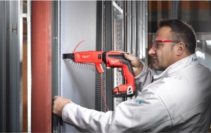 Mașină de înșurubat MILWAUKEE M18 FSGC-202X cu accesoriu atașat M18 FUEL™ - Img 3