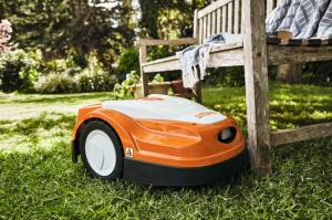 Robot de tuns iarba compact STIHL RMI 422.2 P, latime lucru 200 mm, suprafata taiere 1500 m2 - Img 5