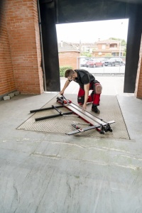 Mașină de tăiat gresie si faianță, lungime taiere 160cm, HIT-1600 Plus RS - RUBI-27903 cu sacosa pentru transport - Img 2