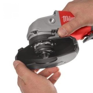 Polizor unghiular fără perii Milwaukee M18BLSAG125XPD-0 125 mm M18 cu comutator tip clapetă 4933492645 - Img 3