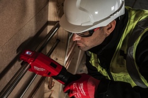 Tăietor de țevi din oțel inoxidabil Milwaukee M12 PCSS-202C M12™ RAPTOR™, cu doi acumulatori 12V 2 Ah - Img 3