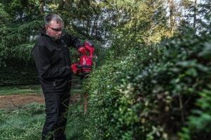 Trimmer Pentru Gard Viu 45 cm Milwaukee M18 FHT45-0 FUEL™ Fara Acumulatori - Img 2
