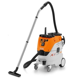 Aspirator pentru suprafete umede si uscate STIHL SE 133 ME