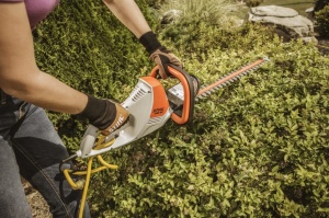 Foarfecă de tuns gard viu, electrica 460W, 50cm, Stihl HSE 52 (48180113532) - Img 2