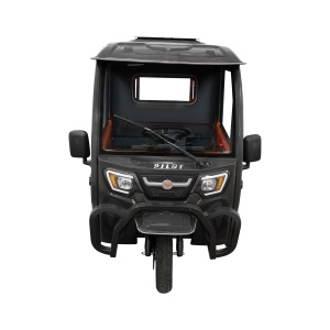Triciclu electric cargo RURIS Pilot 4000C cu cabină închisă și volan, motor 2500W, baterie 72V, viteză 25 km/h, benă cargo. CIV inclus