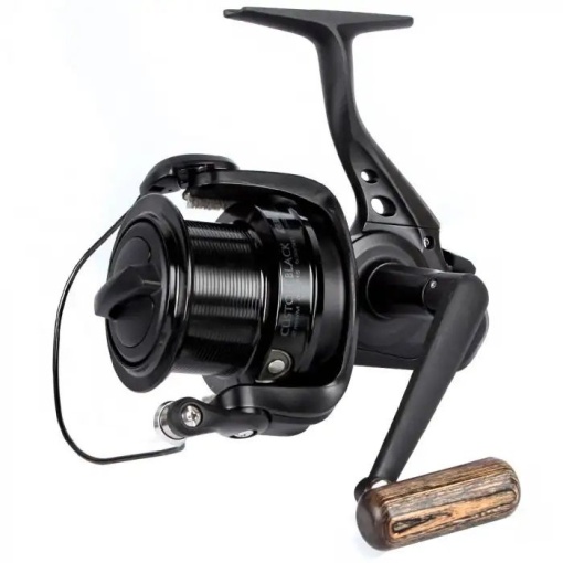 Mulineta crap Okuma Custom Black 6000