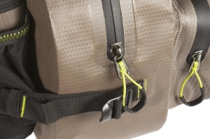 Borsetă Trabucco Seal Storm Waist Bag 6L – borsetă impermeabilă pentru pescuit în mișcare, cu organizare inteligentă și protecție totală împotriva apei, ideală pentru spinning și wading.