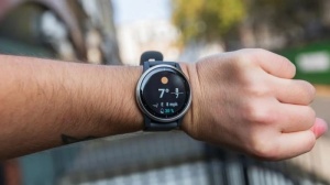 Ceas Garmin Vivoactive 4 Shadow Grey Cu Carcasă Argintie - Img 2