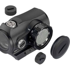 Minox RV1 red dot tubular 2 MOA cu montură Picatinny, rezistent IPX7, ideal pentru vânătoare la goană.