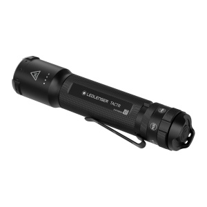 Lanternă tactică reîncărcabilă Ledlenser TAC7R 3200 lumeni cu sistem Multi-Lens, inel Mode Select Ring și protecție IP68.