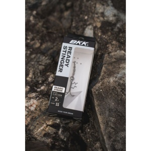 Montură stinger profesională pentru pescuit pelagic BKK Pelagic Stinger-21 cu pini de fixare Assist Spear.