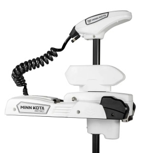Motor electric premium alb pentru provă Minn Kota Riptide Instinct QUEST™ de 90/115lb cu ax de 152cm, finisaj saltwater alb anti-coroziune, echipat cu sistem de turnare brushless, mecanism Auto Stow & Deploy complet automat, GPS Advanced și telecomandă wi