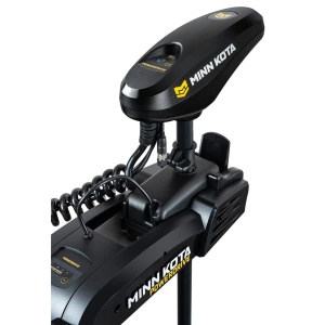 Motor electric de trolling Minn Kota PowerDrive 55lb 12V cu lungimea axului de 137cm, echipat cu sondă sonar Dual Spectrum CHIRP integrată, sistem de poziționare GPS, ancoră digitală Spot-Lock și micro telecomandă wireless.