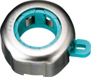 Mulineta Daiwa Emblem Pro 5000 – Big Pit pentru pescuit la crap, cu Wormshaft, CRBB și tambur ABS pentru lansări lungi și control perfect.
