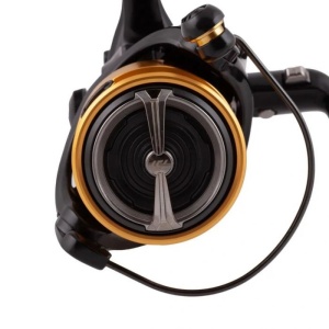 Mulineta Daiwa GS BR LT – mulinetă free spool cu tehnologie LT, frână ATD și tambur ABS Long Cast, ideală pentru feeder și method feeder.