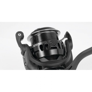 Mulineta Trabucco Kompass Feeder cu tambur Superlight din aluminiu și două clipsuri pentru pescuit precis