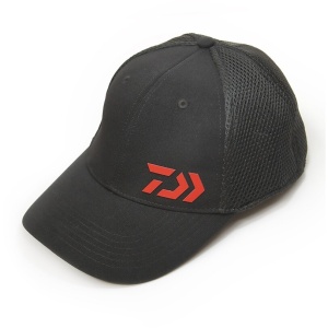 Sapca Daiwa Pro Performance Black/Red, Cu Mesh Si Logo D-Vec, Pescuit Spinning Crap