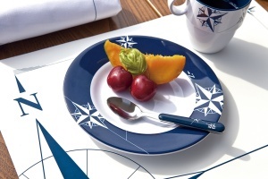 Set de 6 farfurii antialunecare pentru desert de 19cm din colecția Northwind de la Marine Business, fabricate din melamină incasabilă cu inel antiderapant din cauciuc, ideale pentru ambarcațiuni și iahturi.