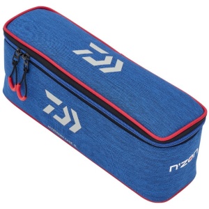 Geanta Accesorii Daiwa N'Zon Accessory Case 36x11x15cm prezentare lungime și compartiment interior căptușit.