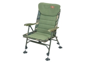 Scaun Carp Zoom Recliner Comfort Camou Fleece – Detaliu textură fleece izolantă, spătar reglabil și picioare telescopice cu talpici anti-noroi.