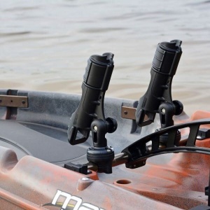 Suport Lansetă Railblaza Rod Holder II – Versiune modulară ultra-robustă, complet reglabilă, fabricată din materiale premium rezistente la mediul marin.