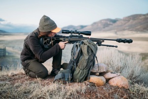 Bipod Tikka Optipod – suport ușor și precis din polimer armat, compatibil Picatinny și pivotant